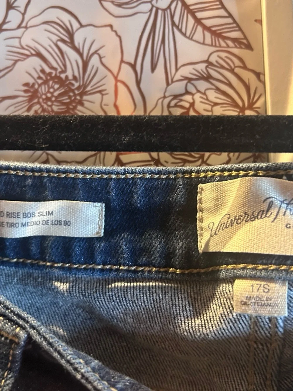 Universal Thread Mid Rise Slim Dark Blue Button-Fly Jeans- Short - Picture 3 of 4